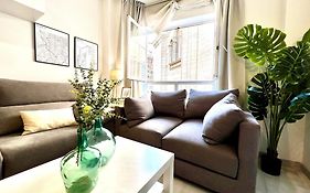Nuevo Cathedral Deluxe Apartment Sinesedesignhomes