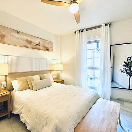 Nuevo Cathedral Deluxe Apartment Sinesedesignhomes Málaga Esterno foto