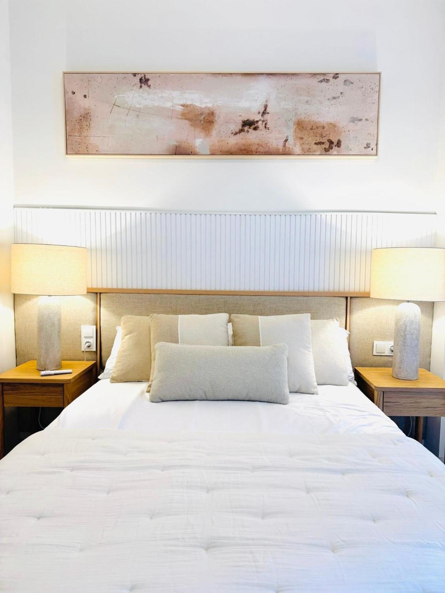 Nuevo Cathedral Deluxe Apartment Sinesedesignhomes Málaga Esterno foto